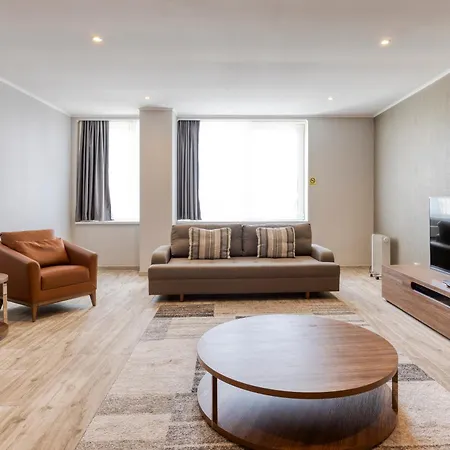 Smartflats - Midi 33 Apartment